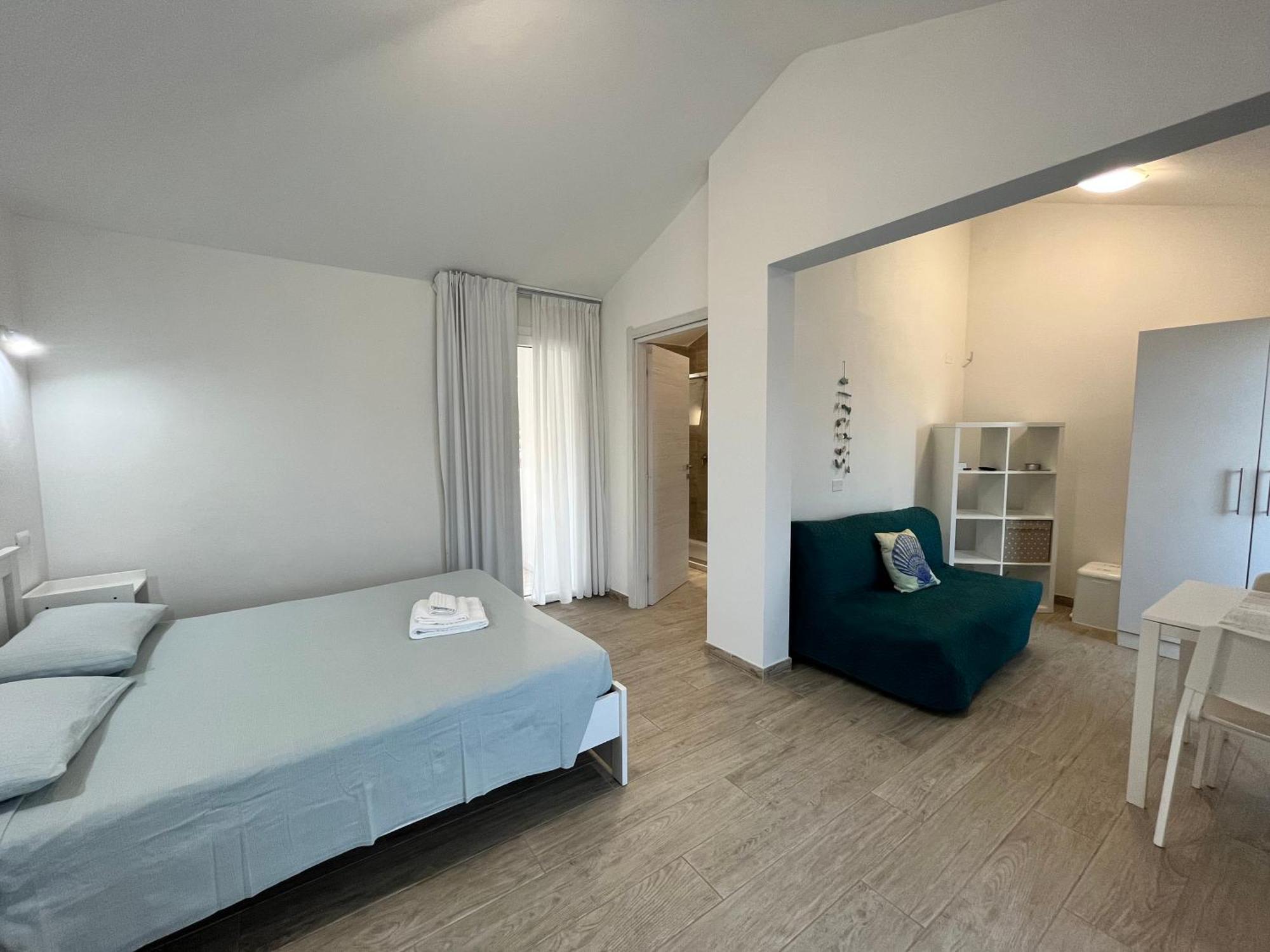 Case Vacanze "Bianco Mare" Порто-Пино Экстерьер фото